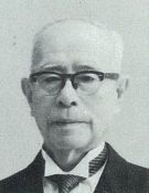 小田嶋 修三 氏のモノクロのプロフィール写真