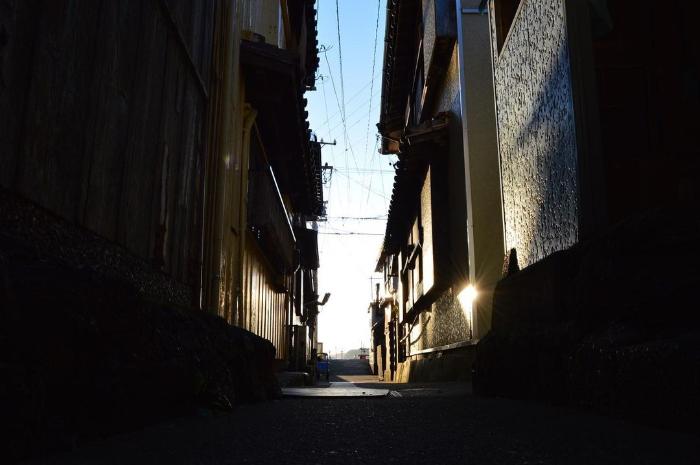 鳥羽離島の路地裏
