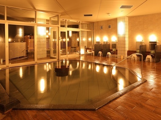 亀の井ホテル浴場