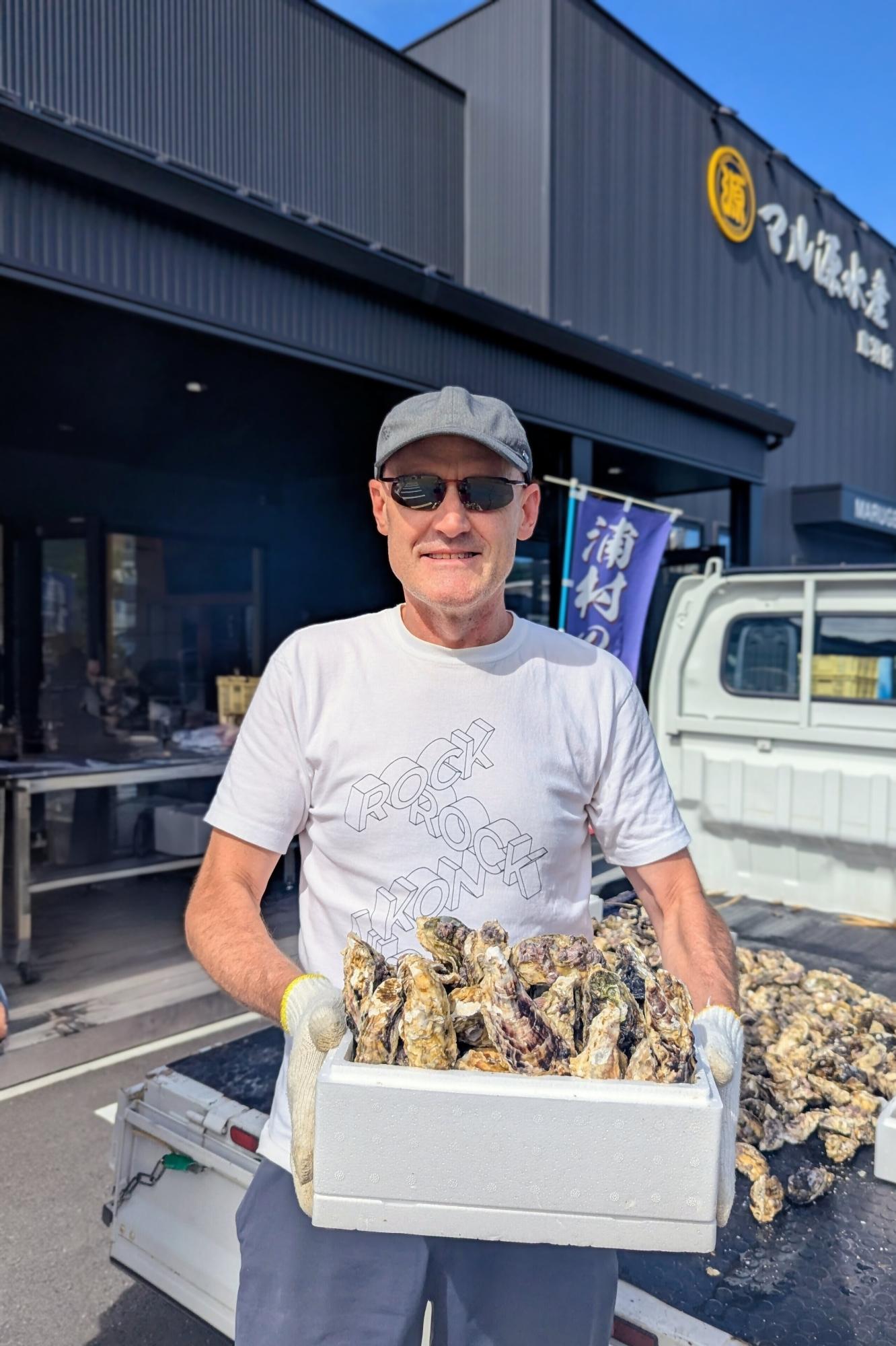 Oysters make me happy