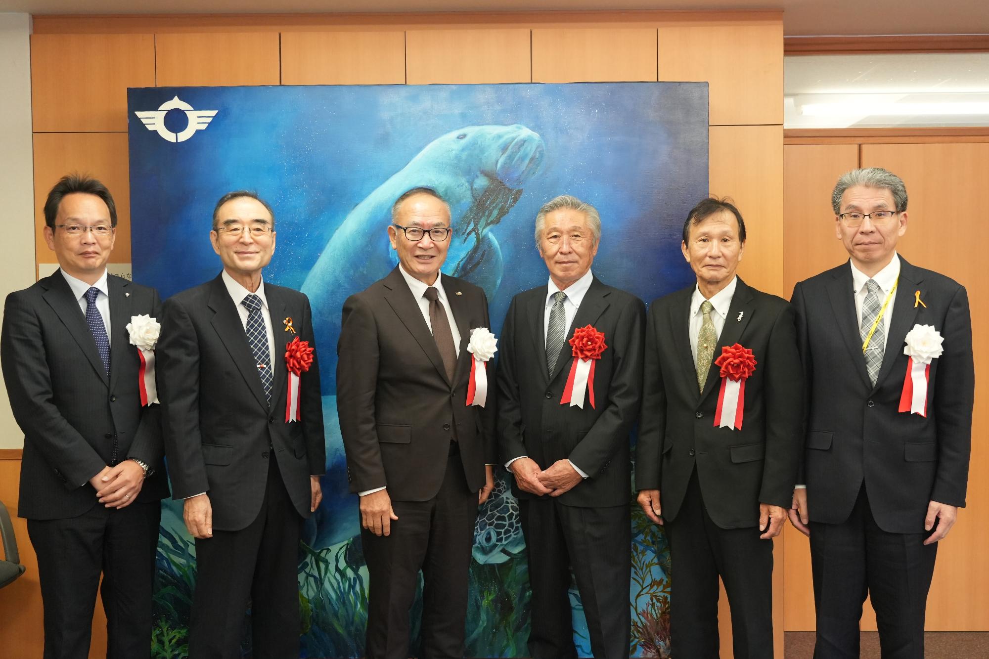 鳥羽市制施行71周年記念功労者表彰式を行いました